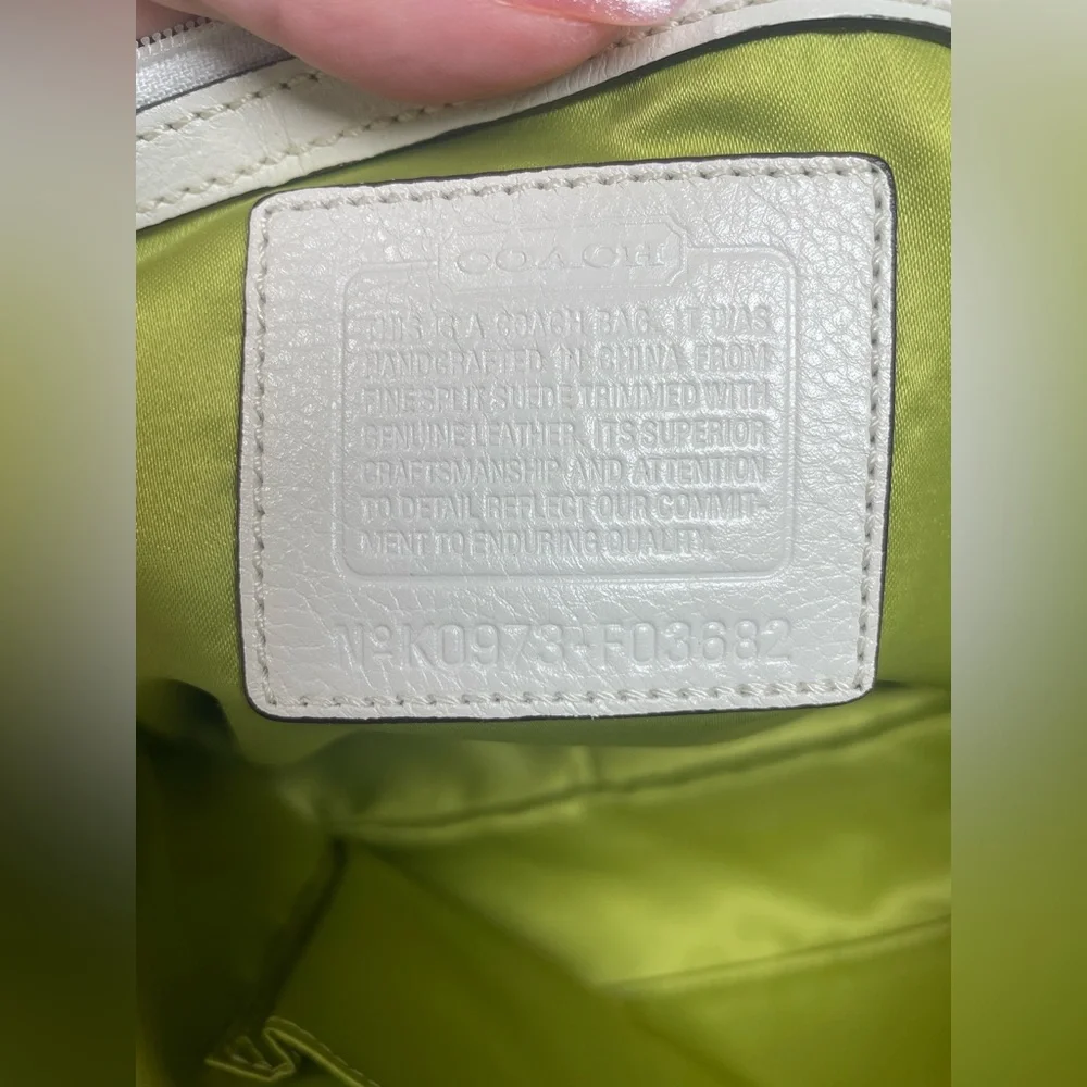 Coach Limited Edition Optic Signature C Suede Tote 🫐 🍋‍🟩 - Picture 12 of 17